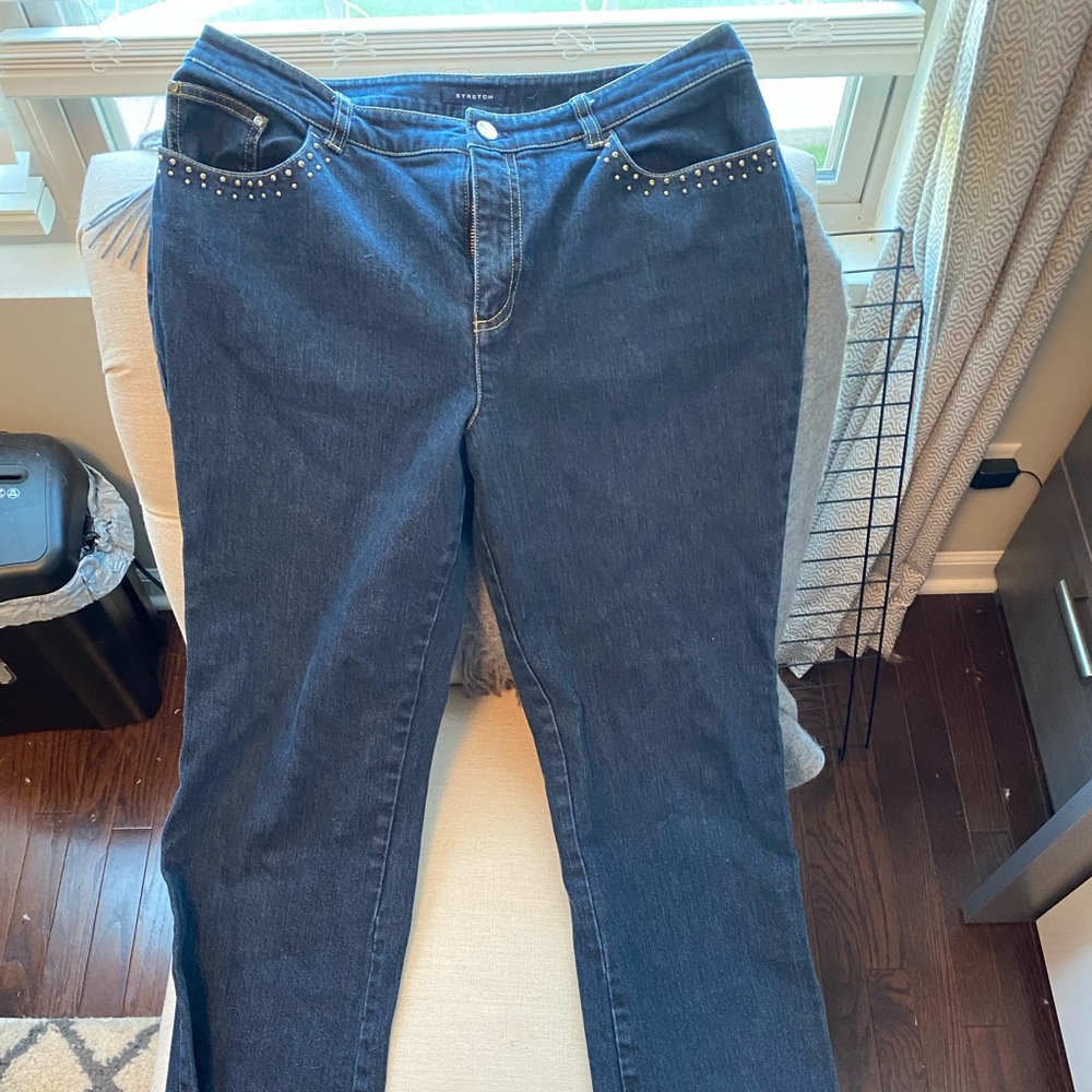 Jones New York women’s jeans. Size 12.